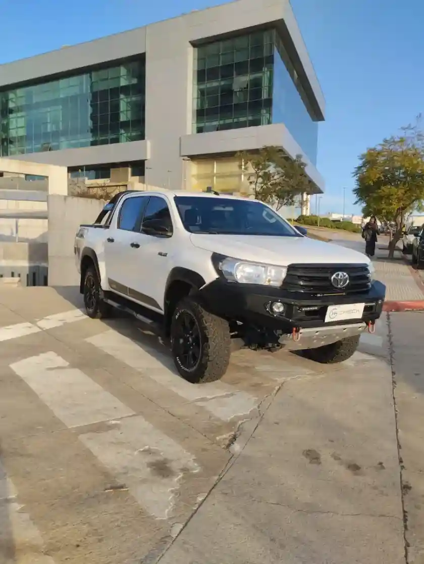 Toyota Hilux Pick-Up 2.8 Cd Limited 177Cv 4X4 2018 - foto 5