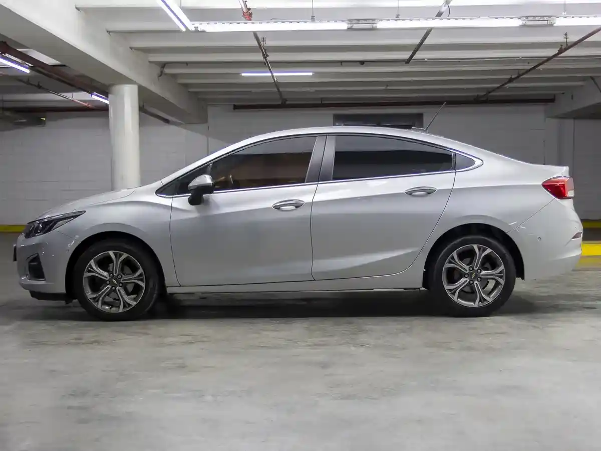 Chevrolet Cruze 1.4 Premier At Sedan 2020 - foto 3