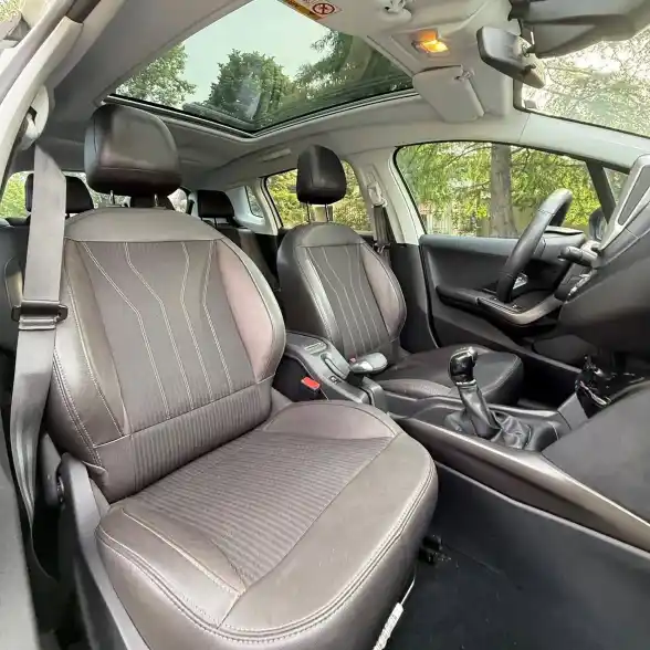 Peugeot 2008 1.6 Feline 2021 - foto 4