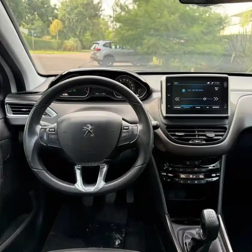 Peugeot 2008 1.6 Feline 2021 - foto 5