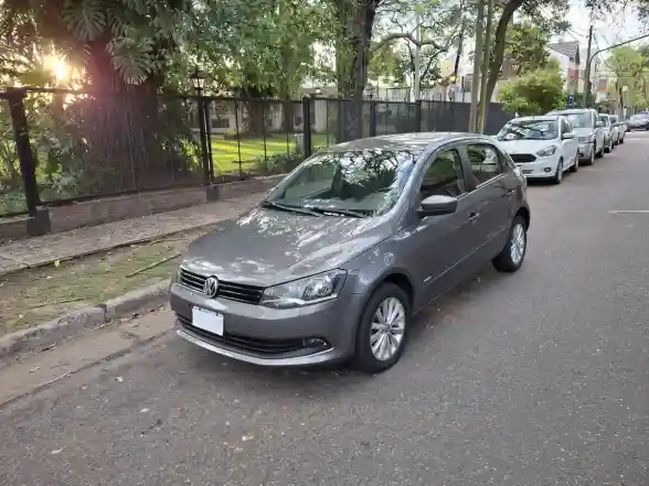 Volkswagen Gol Trend 1.6 Pack Iii 101Cv 2014 - foto 1