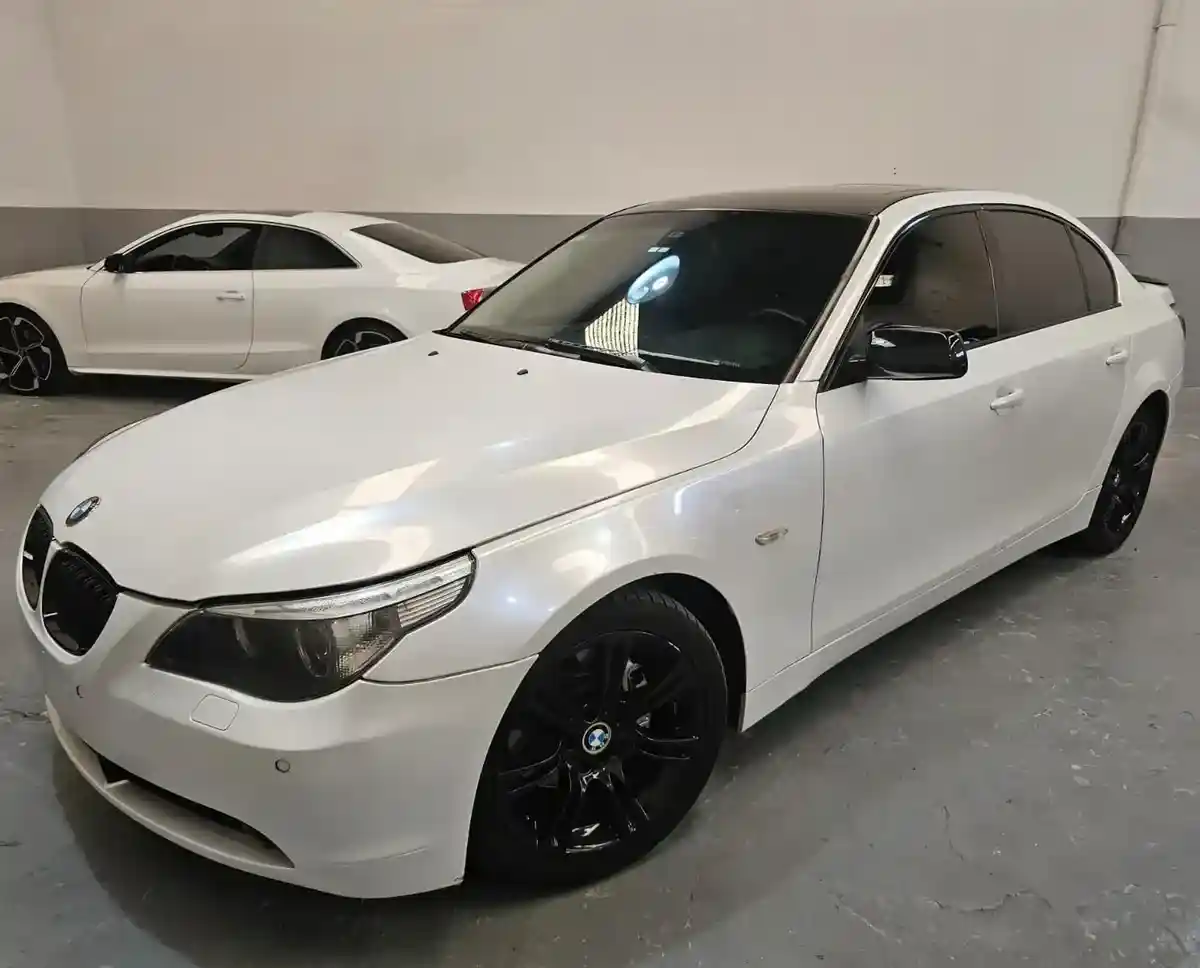 Bmw Serie 5 3.0 530I Executive Stept 2006 - foto 1