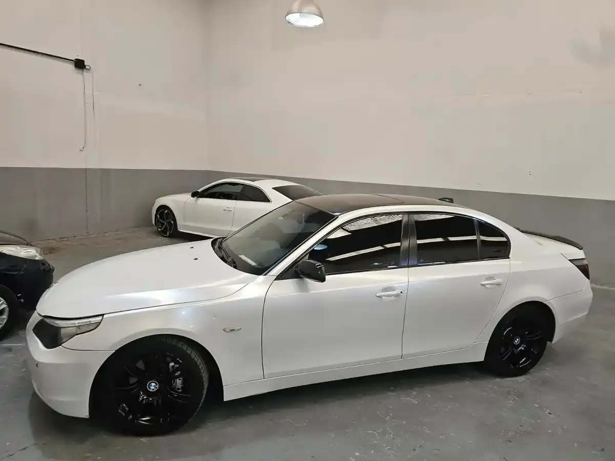 Bmw Serie 5 3.0 530I Executive Stept 2006 - foto 2
