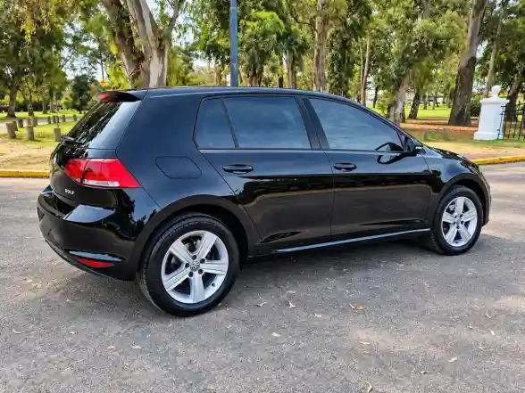 Volkswagen Golf 1.6 Trendline 2017 - foto 3