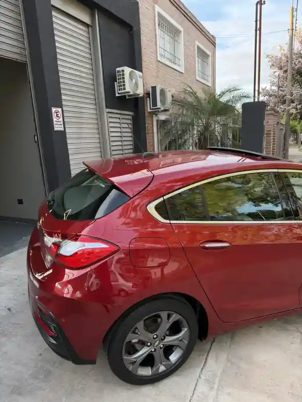 Chevrolet Cruze 1.4 Ltz+ At 5 Puertas 2019 - foto 2