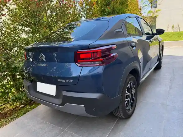 Citroën Basalt 1.0 T200 Shine Cvt 2025 - foto 2
