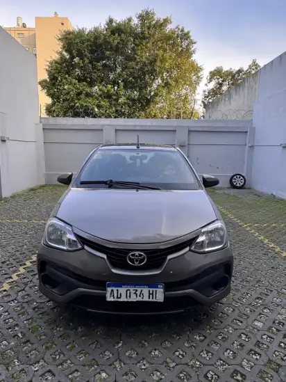 Toyota Etios 1.5 Sedan X 2018 - foto 3