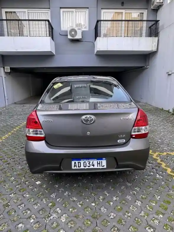 Toyota Etios 1.5 Sedan X 2018 - foto 5