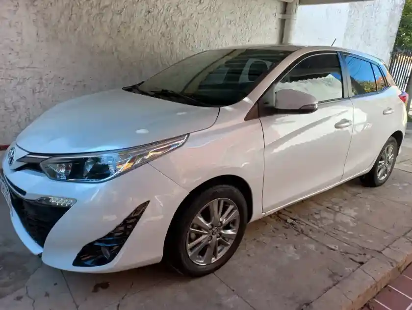 Toyota Yaris 1.5 107Cv Xls Cvt 2020 - foto 2