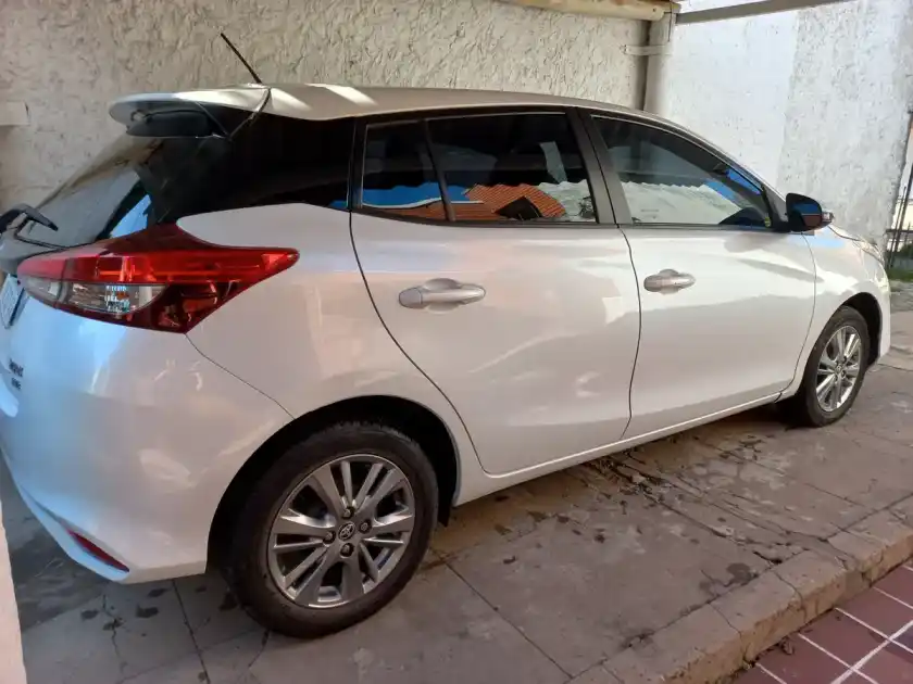 Toyota Yaris 1.5 107Cv Xls Cvt 2020 - foto 5