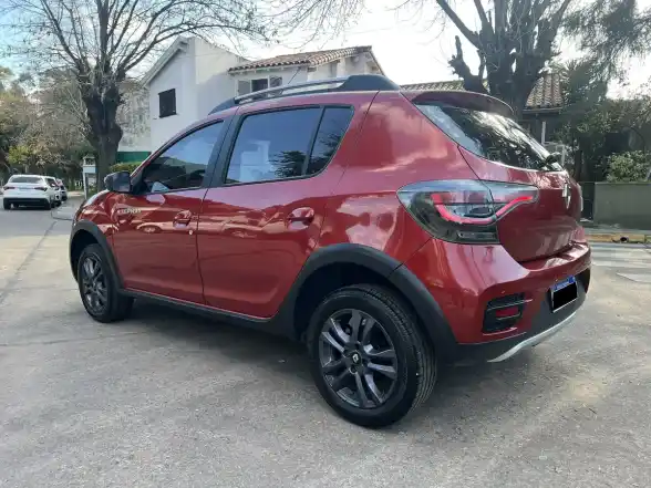 Renault Sandero Stepway 1.6 16V Intense 2023 - foto 2