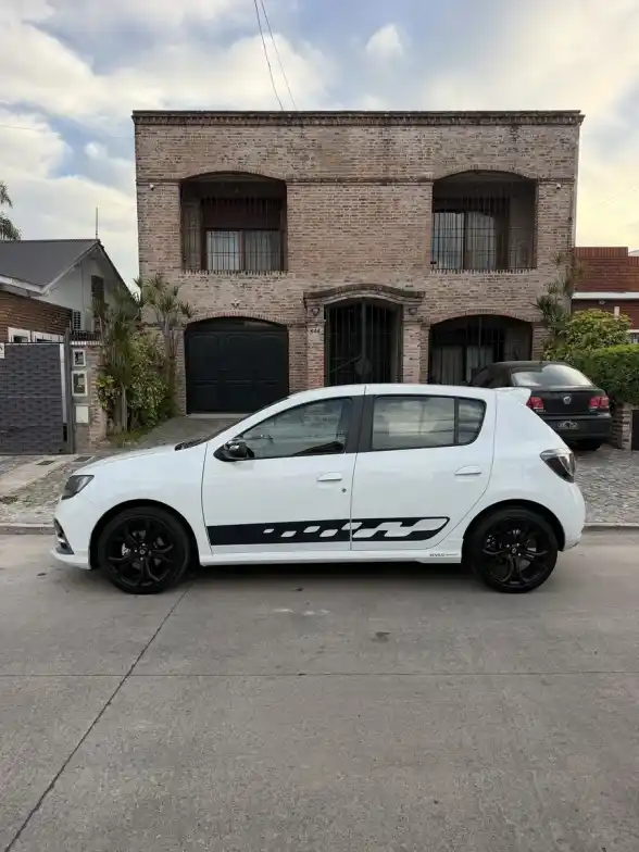 Renault Sandero 2.0 Rs Racing Spirit 145Cv 2017 - foto 4