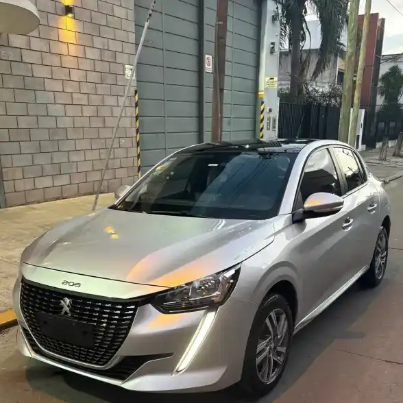 Peugeot 208 1.6 Allure 2022 - foto 1
