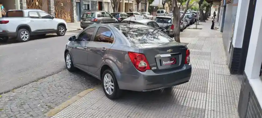 Chevrolet Sonic 1.6 Lt Mx 4 P 2014 - foto 4