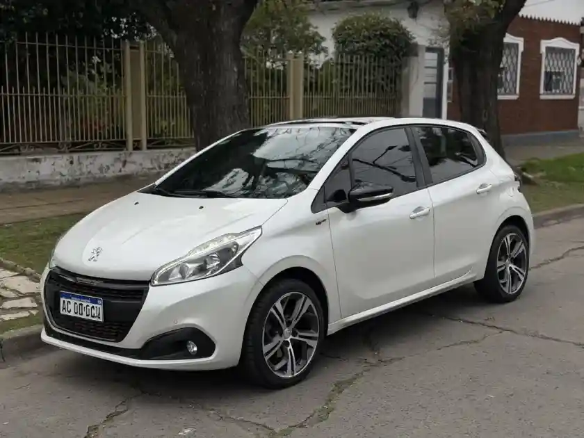 Peugeot 208 1.6 Gt Thp 2017 - foto 1