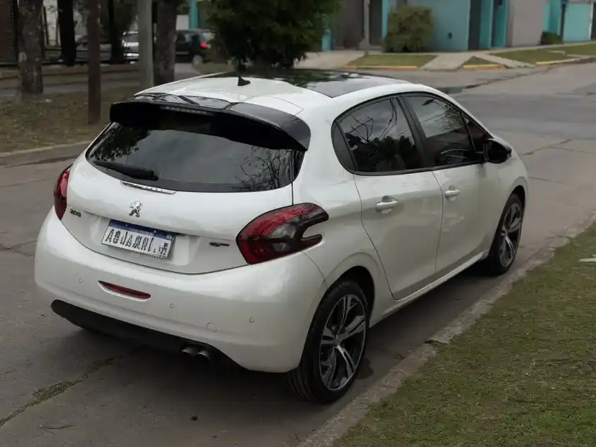 Peugeot 208 1.6 Gt Thp 2017 - foto 5