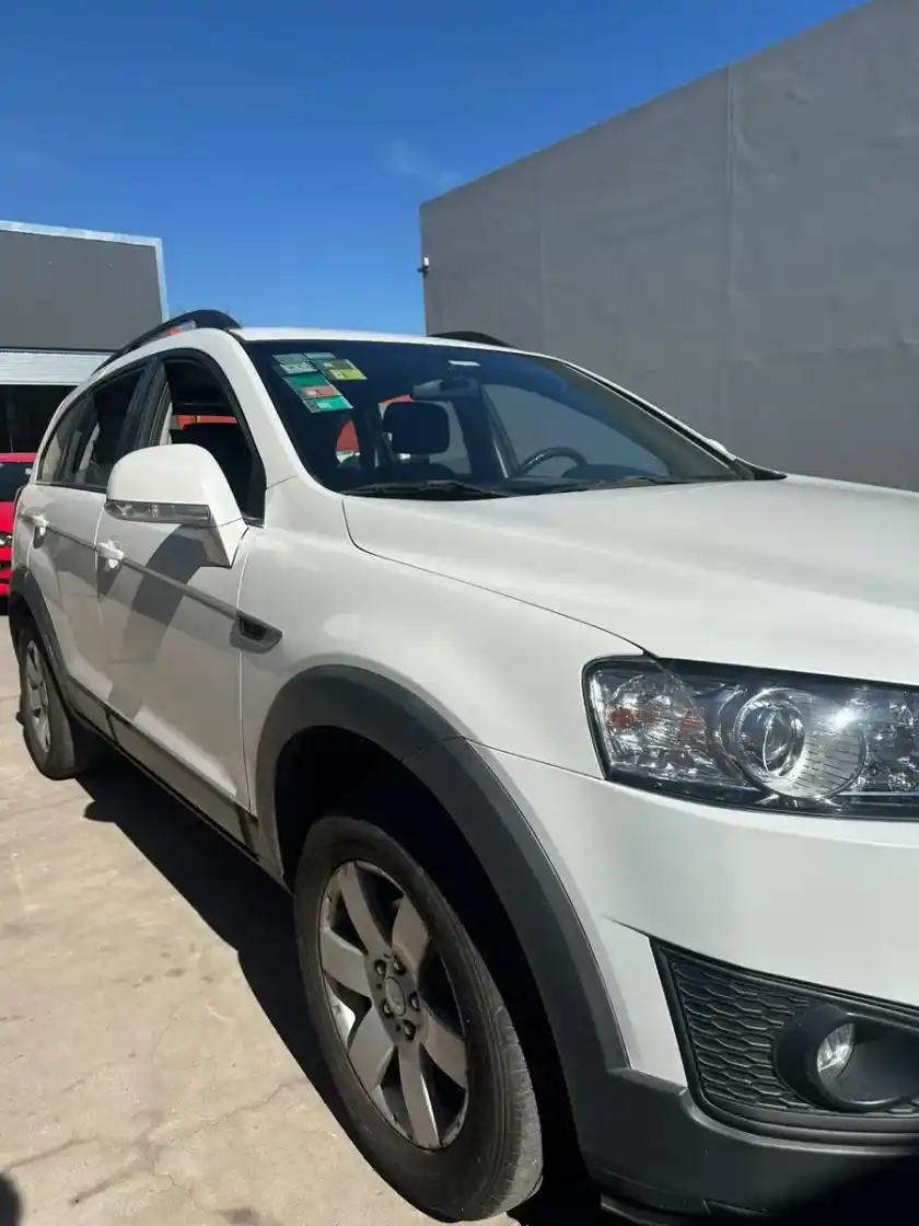 Chevrolet Captiva 2.4 Ls Mt Fwd 167Cv 2016 - foto 3