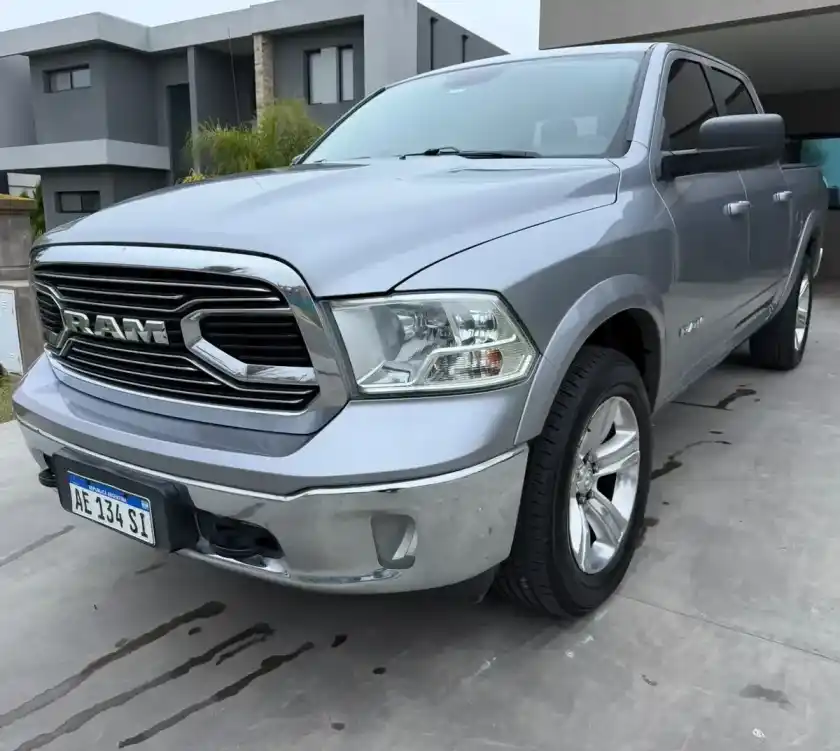Ram 1500 5.7 Laramie Atx V8 2020 - foto 1
