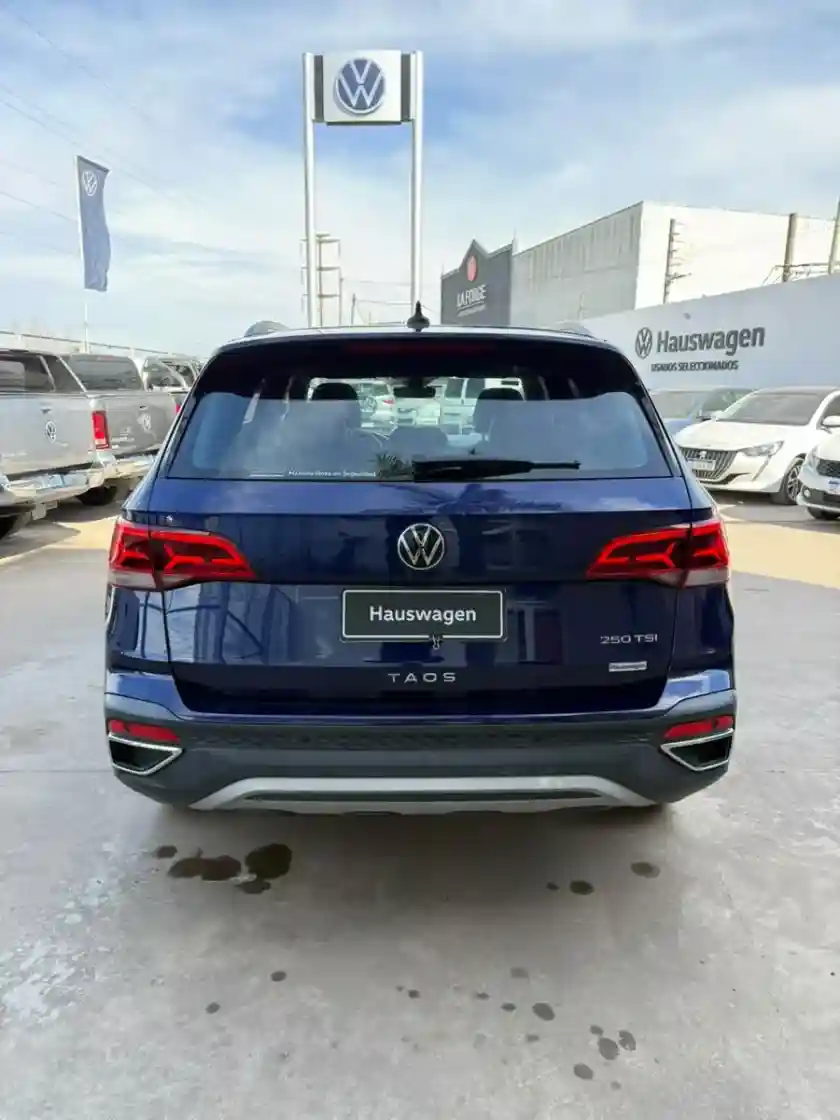 Volkswagen Taos 1.4 250 Tsi Highline 2023 - foto 5