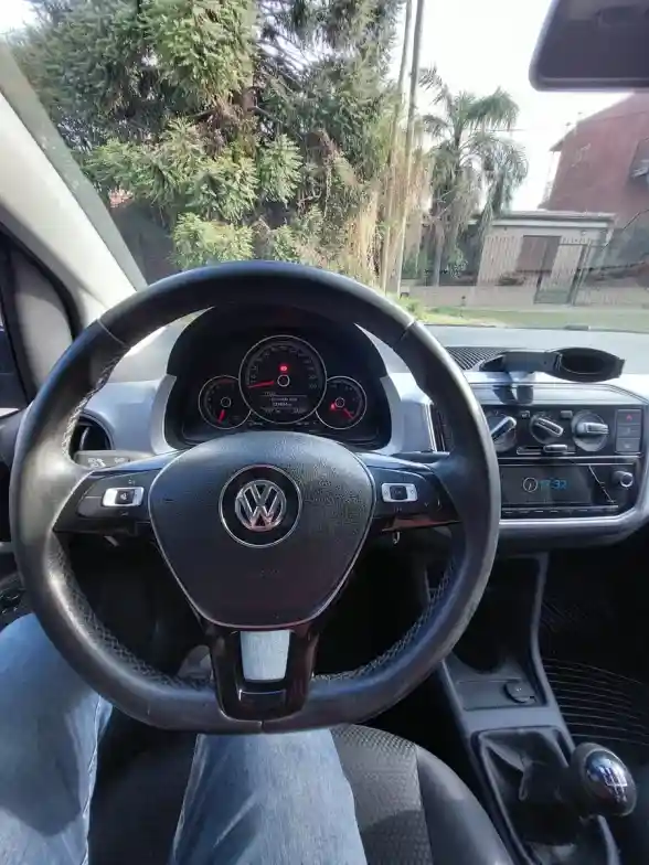 Volkswagen Up! 1.0 High Up! 75Cv 5 P 2018 - foto 3