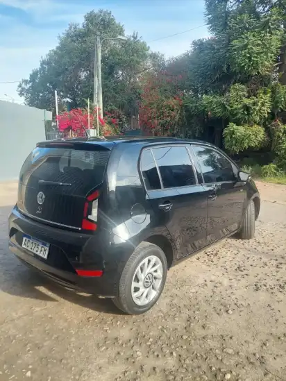 Volkswagen Up! 1.0 High Up! 75Cv 5 P 2018 - foto 5