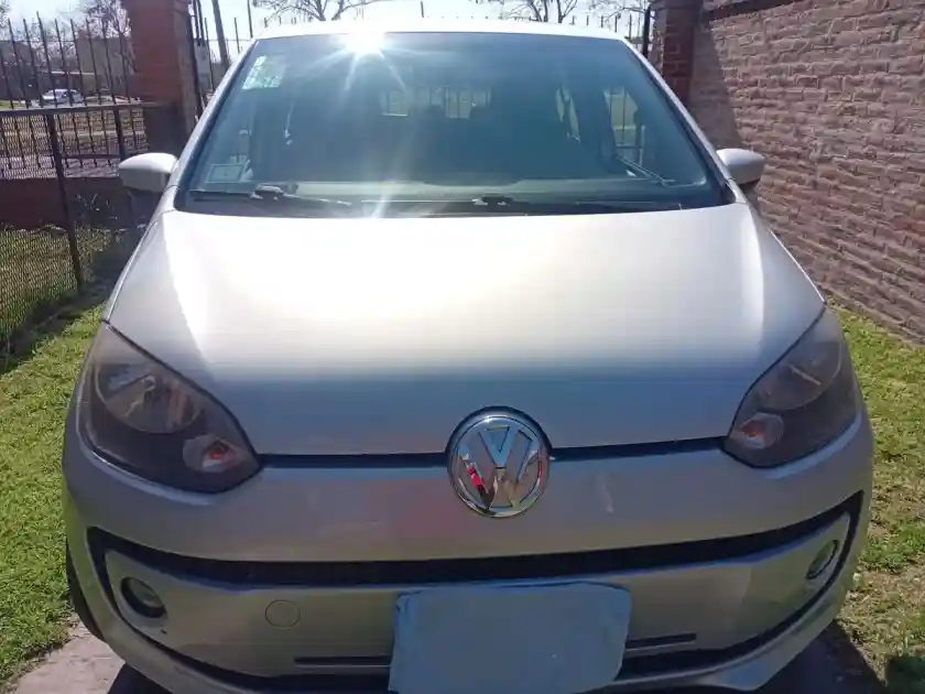 Volkswagen Up! 1.0 Move Up! 75Cv 5 P 2014 - foto 4
