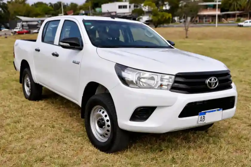 Toyota Hilux Pick-Up 2.4 Cd Dx 150Cv 4X4 2017 - foto 2