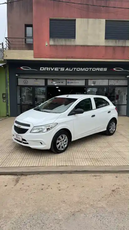 Chevrolet Onix 1.4 Lt Mt 98Cv 2016 - foto 1