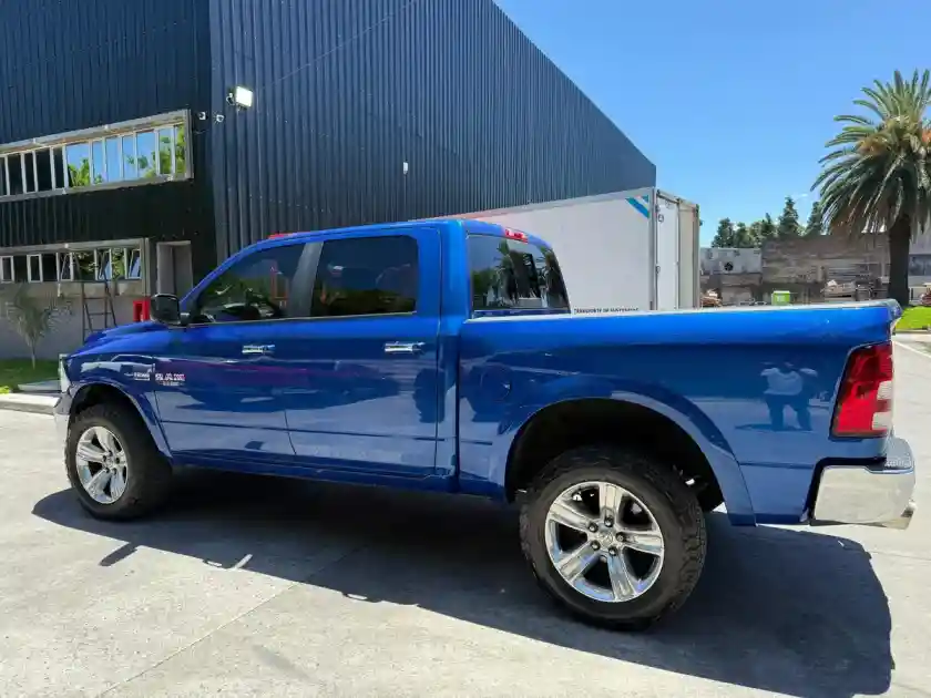 Ram 1500 5.7 Laramie Atx V8 2018 - foto 2