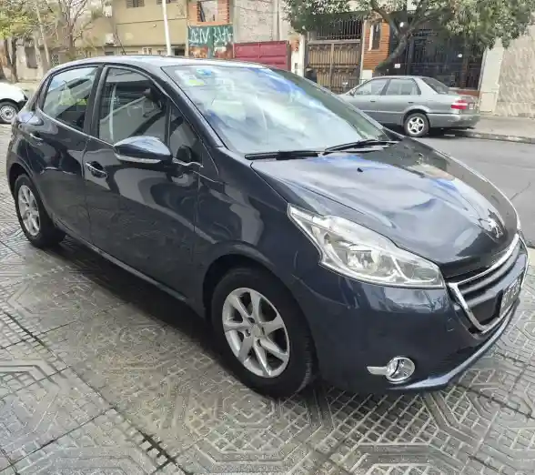 Peugeot 208 1.5 Allure 2014 - foto 4