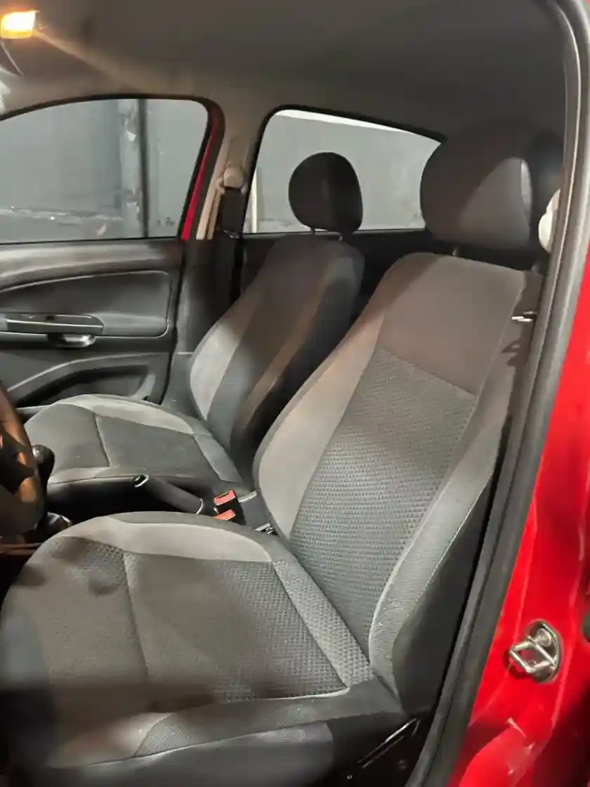Volkswagen Gol Trend 1.6 Trendline 101Cv 2019 - foto 4