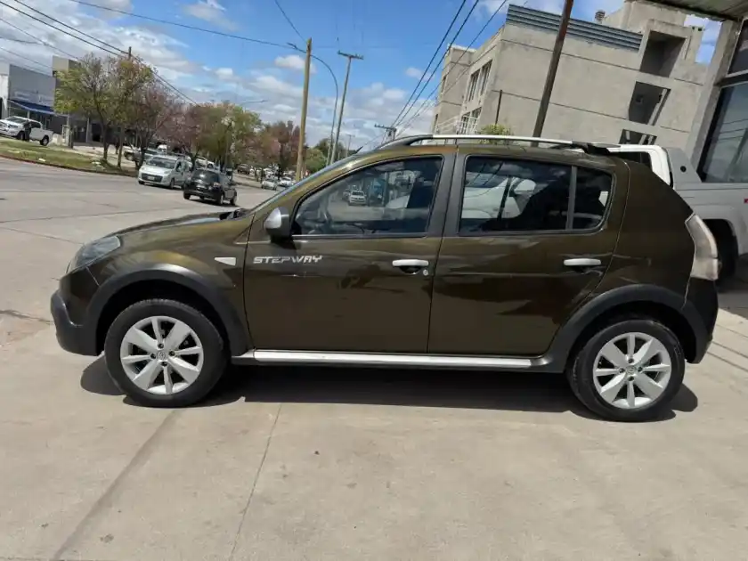 Renault Sandero Stepway 1.6 Expression 105Cv 2013 - foto 5