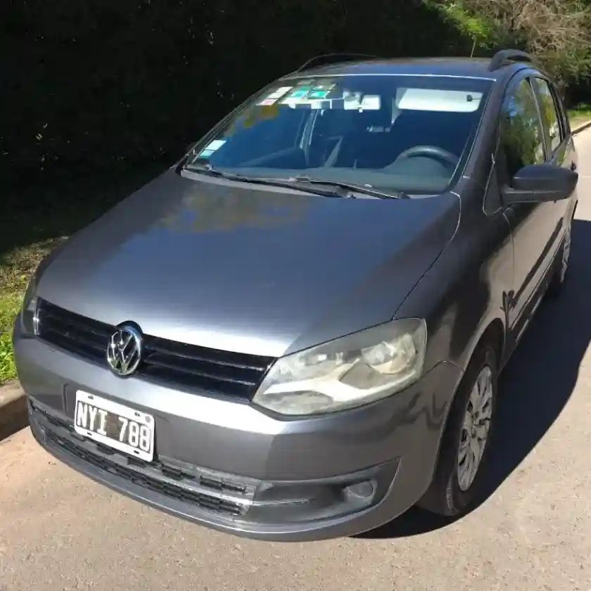 Volkswagen Suran 1.6 Trendline 11B 2014 - foto 1