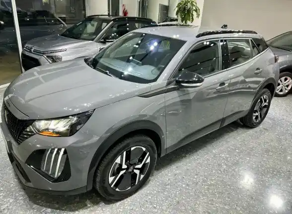 Peugeot 2008 1.0T Active Cvt 2025 - foto 1