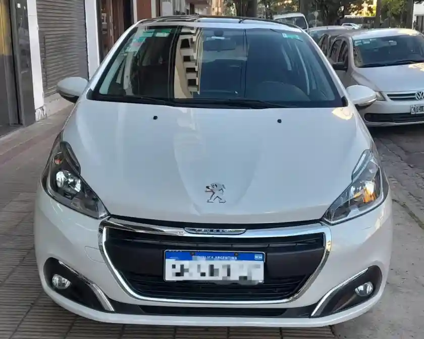 Peugeot 208 1.6 Allure 2017 - foto 2