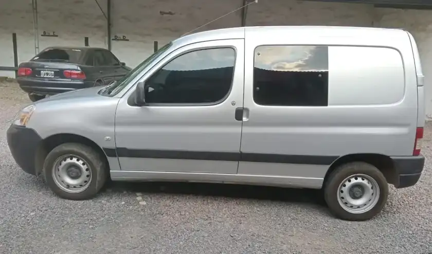 Citroën Berlingo Furgon 1.6 Hdi 92Cv Am53 2013 - foto 2