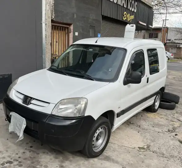 Peugeot Partner 1.6 Hdi Furgon Presence Plc 2012 - foto 1