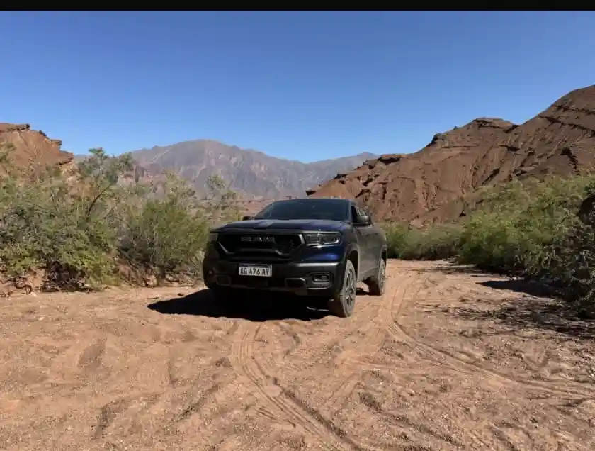 Ram Rampage 2.0 Rebel Gme At9 4X4 2024 - foto 4
