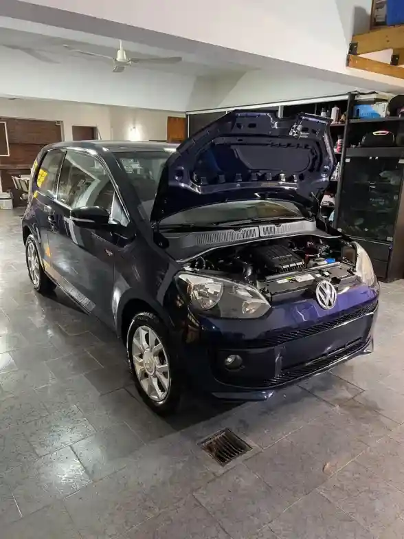 Volkswagen Up! 1.0 High Up! 75Cv 2016 - foto 2