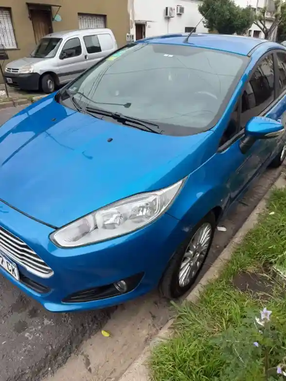 Ford Fiesta Kinetic 1.6 Se 120Cv 2016 - foto 1