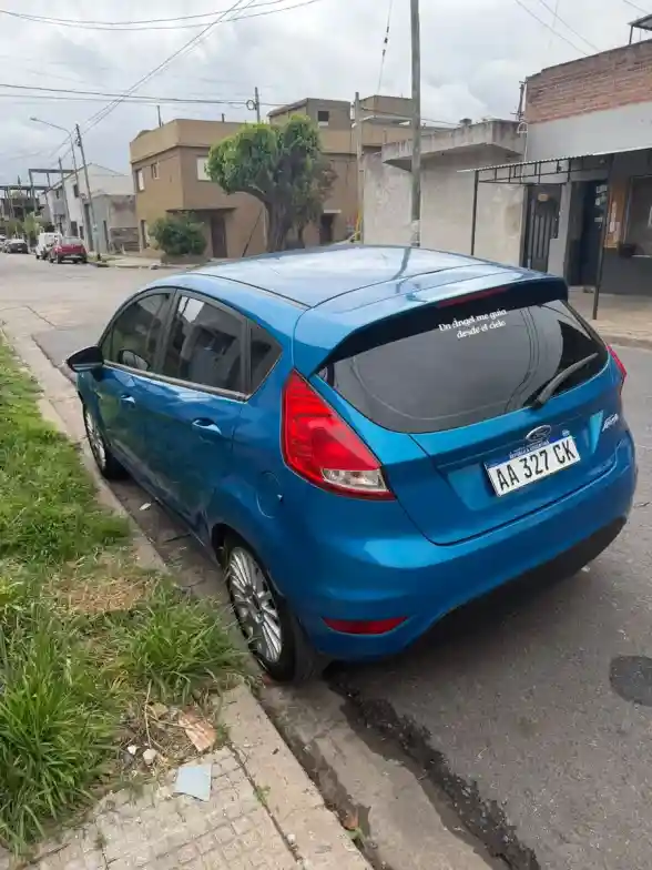 Ford Fiesta Kinetic 1.6 Se 120Cv 2016 - foto 4