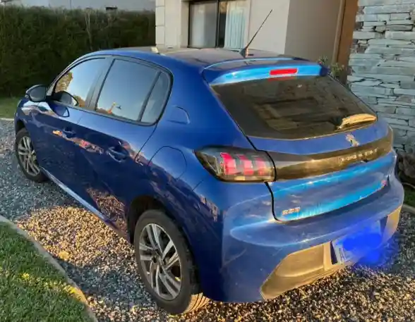 Peugeot 208 1.6 Allure 2021 - foto 3