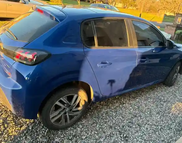 Peugeot 208 1.6 Allure 2021 - foto 4