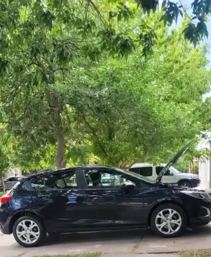 Chevrolet Cruze 5 1.4 Lt At 5P 2023 - foto 1