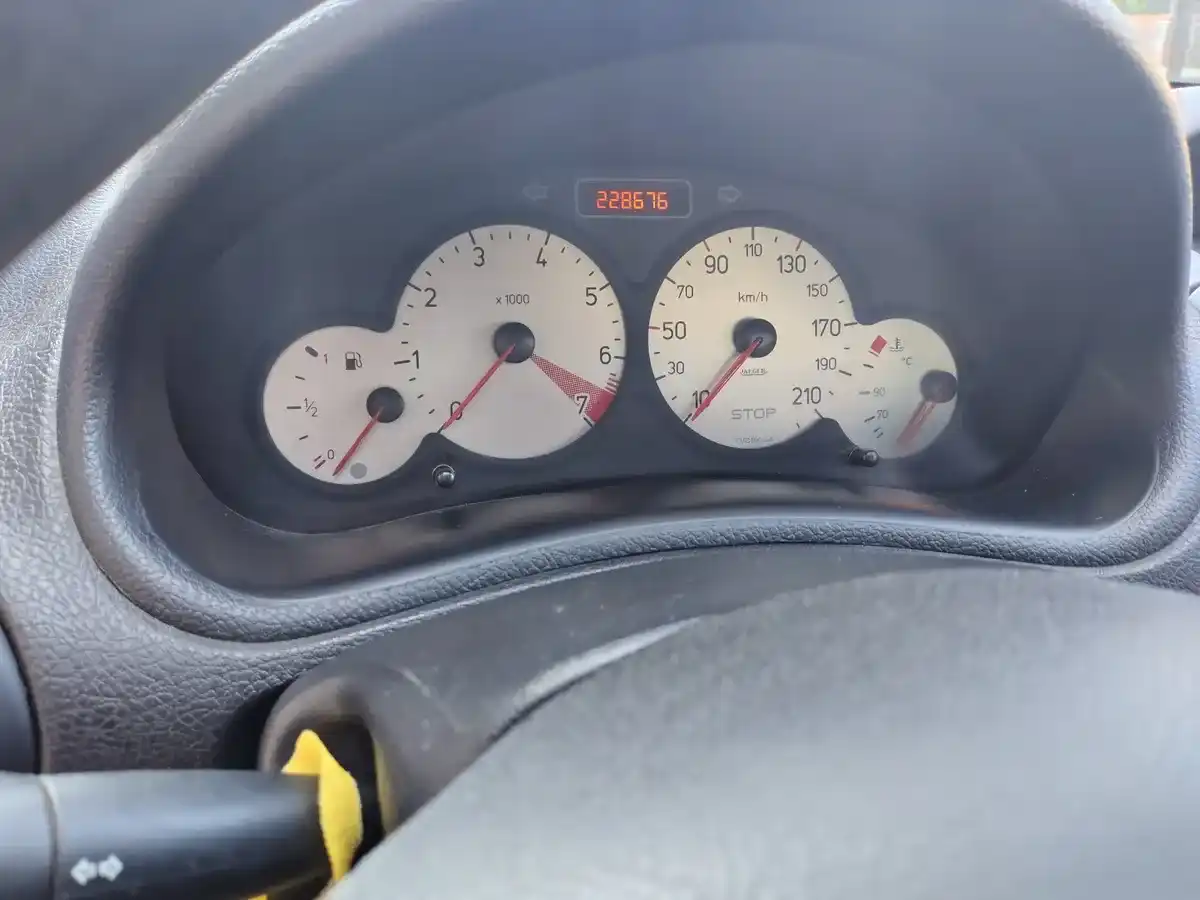 Peugeot 206 1.4 Generation 75Cv 2010 - foto 4
