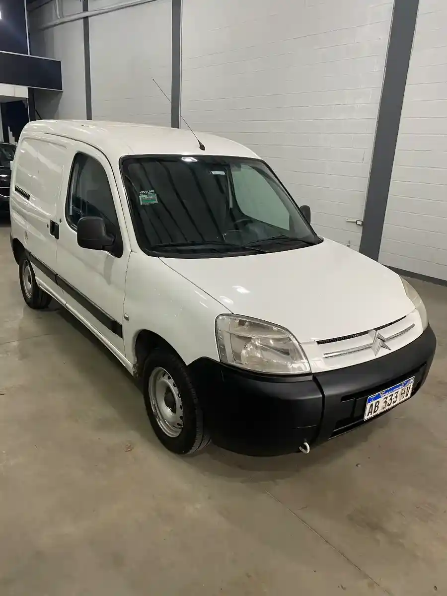 Citroën Berlingo Furgon 1.6 Hdi 92 Bussines 2017 - foto 3