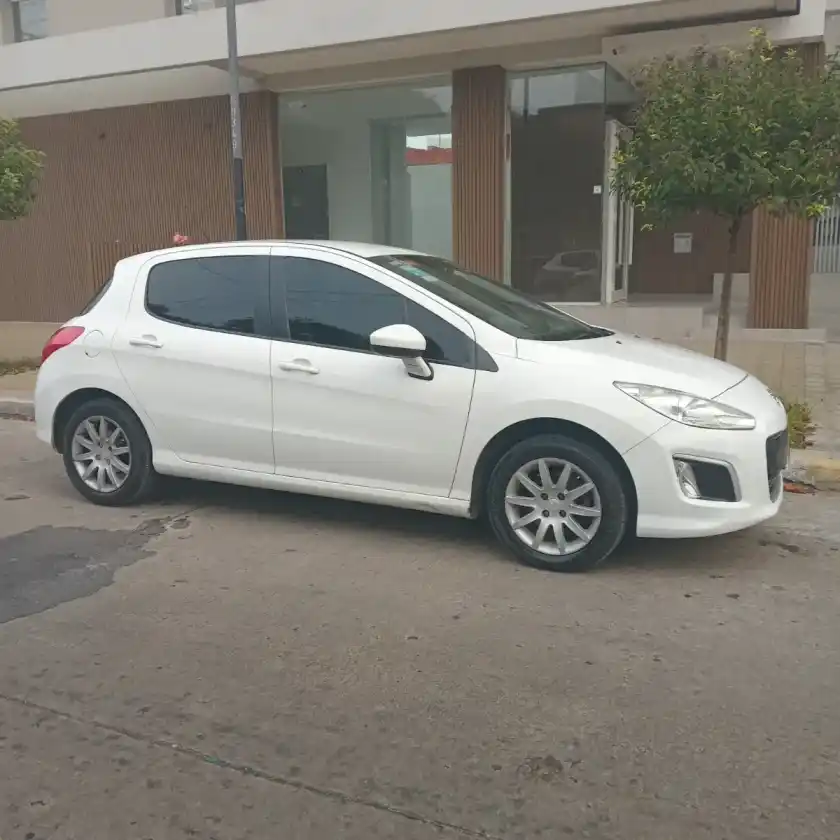 Peugeot 308 1.6 Active 2014 - foto 5