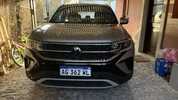 Volkswagen Taos 1.4 250 Tsi Highline 2023 - foto 2