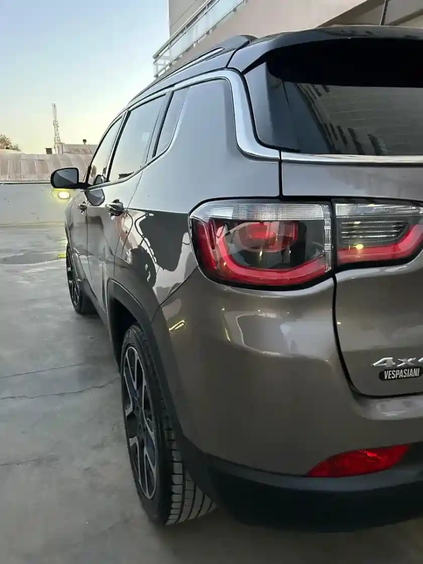 Jeep Compass 2.4 Limited Plus 4X4 2020 - foto 4
