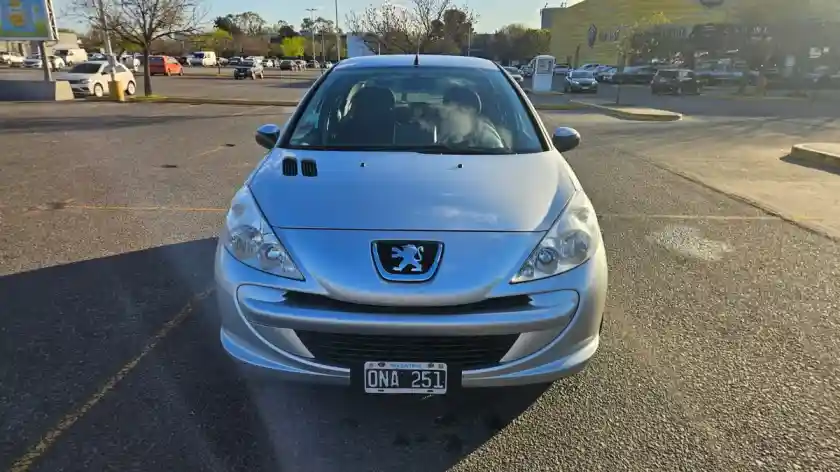 Peugeot 207 1.4 Sedan Active 75Cv 2015 - foto 3